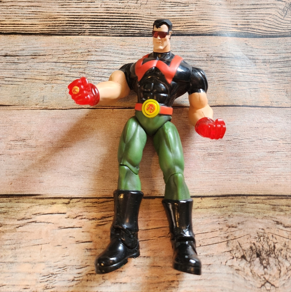Vintage 1999 Marvel The Avengers Wonder Man Figure Toy Biz